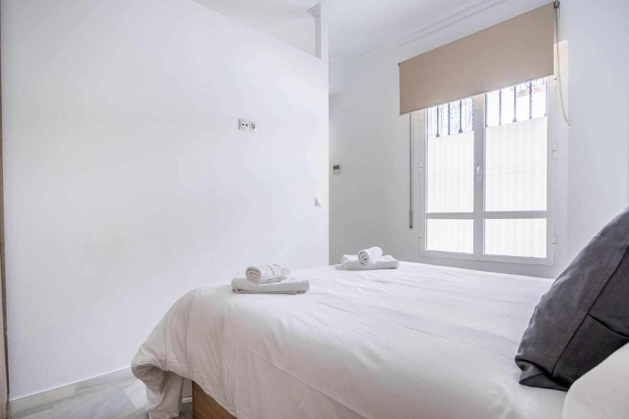 Comfy Away Apartment Seville Exterior photo
